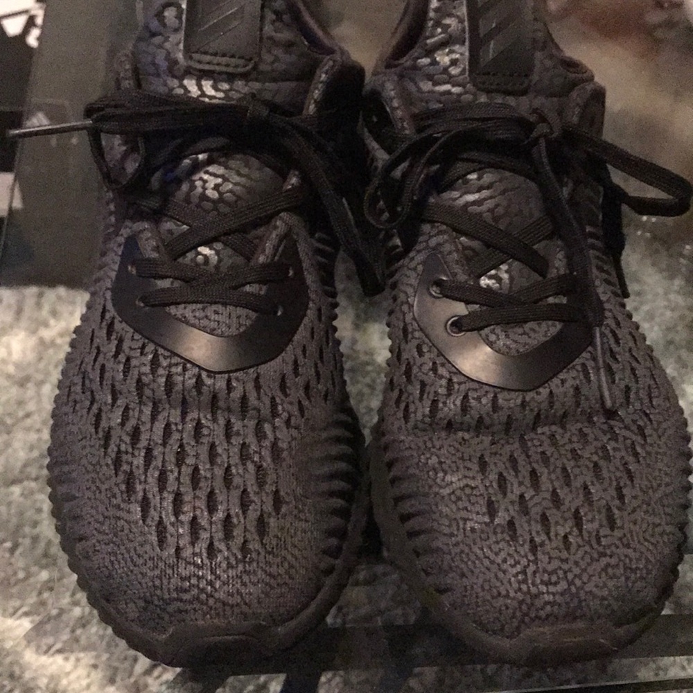 Adidas boys tennis shoes